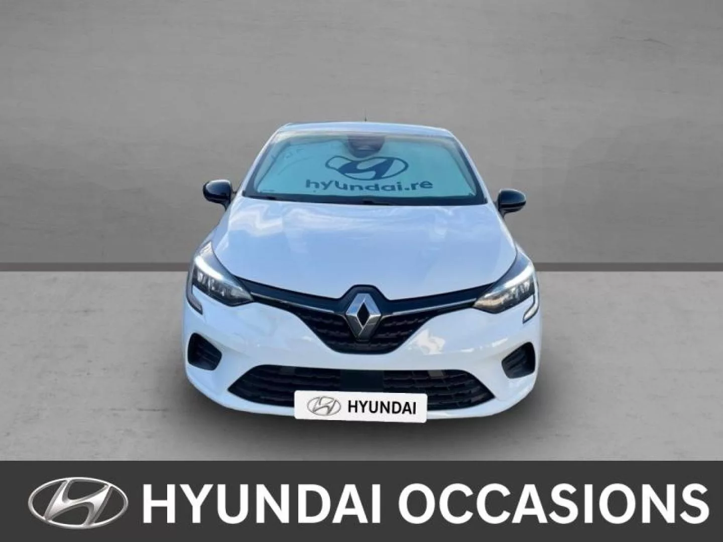 Renault Clio 1.5 Blue dCi 100ch Evolution 2023 d'occasion à Saint-Pierre, La Réunion
