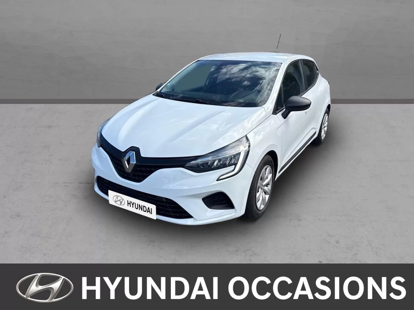 Renault Clio 1.0 TCe 90ch Equilibre 2022 d'occasion à Sainte-Clotilde, La Réunion