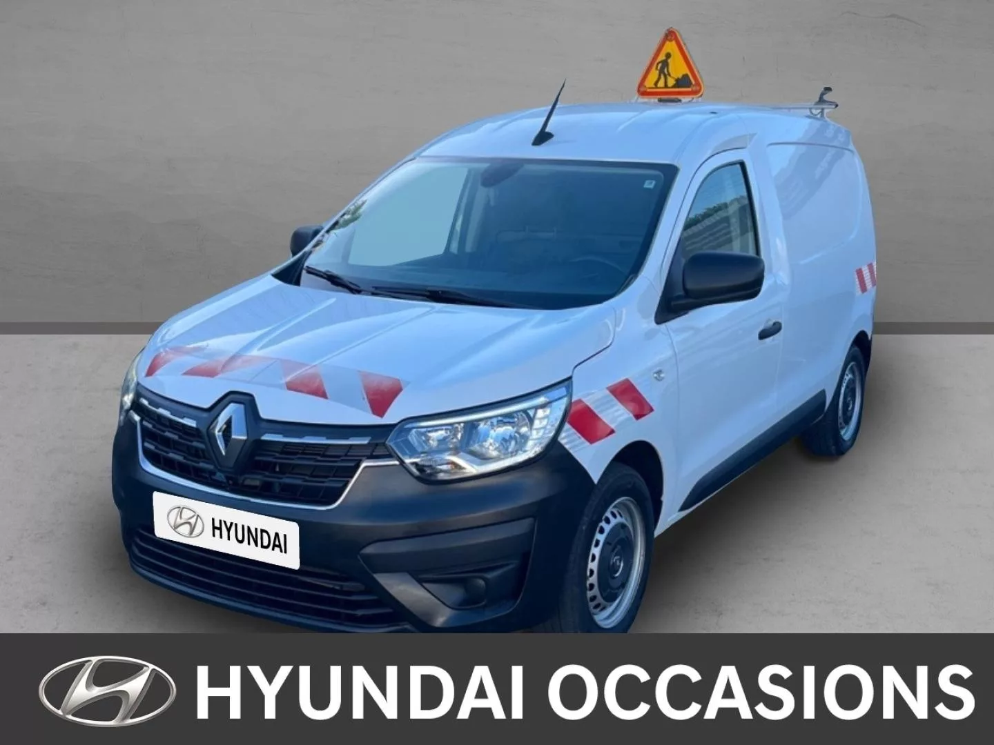 Renault Express Van 1.5 Blue dCi 95ch Confort 22 2023 d'occasion à Saint-Pierre, La Réunion